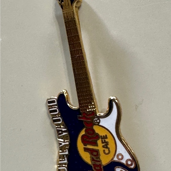 🎸Hard Rock Guitar 🎸 Pins Assortment - Picture 7 of 8
